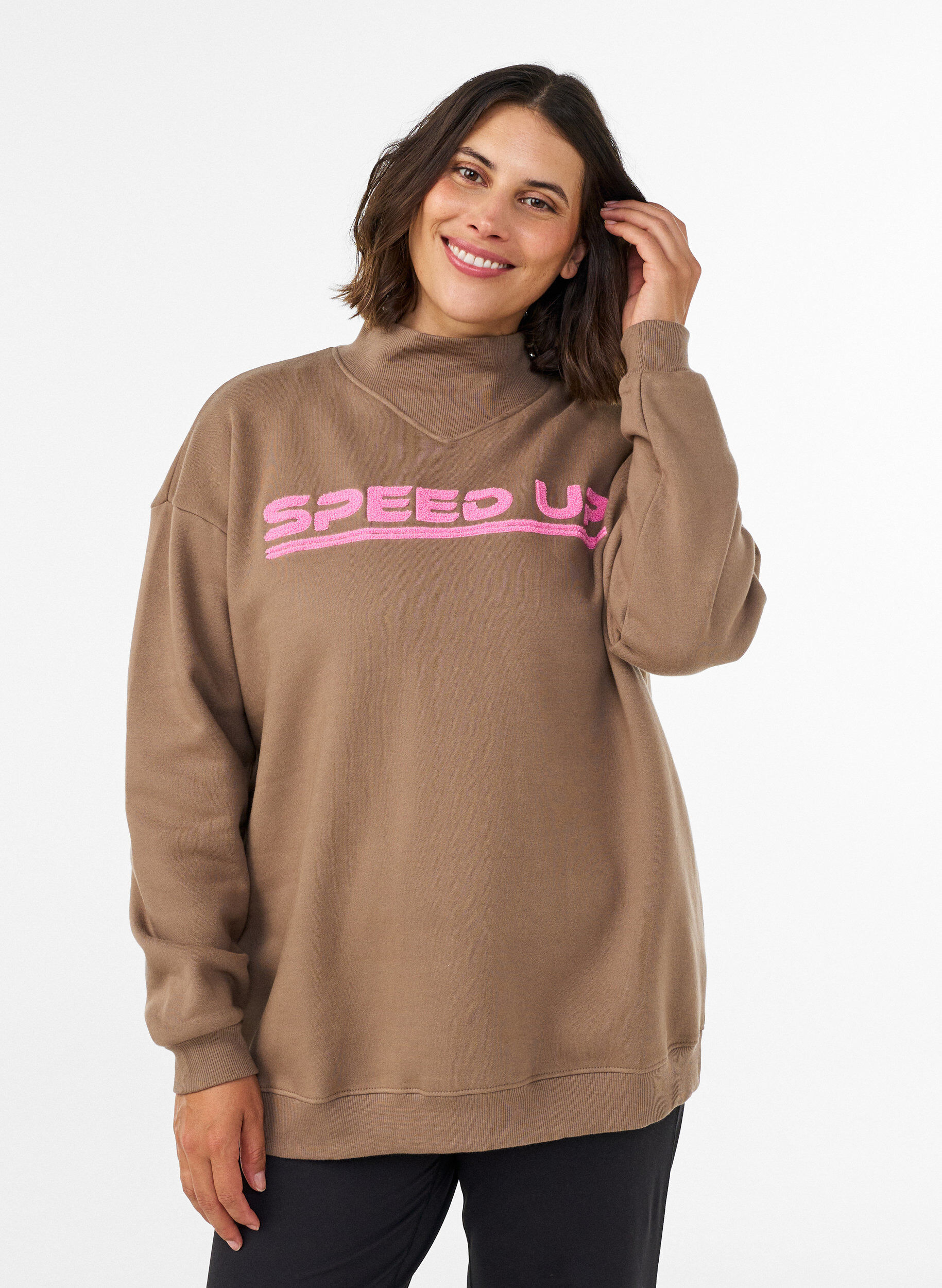 Sweatshirt med h&ouml;g krage och sportigt motiv framtill, Brun, Model
