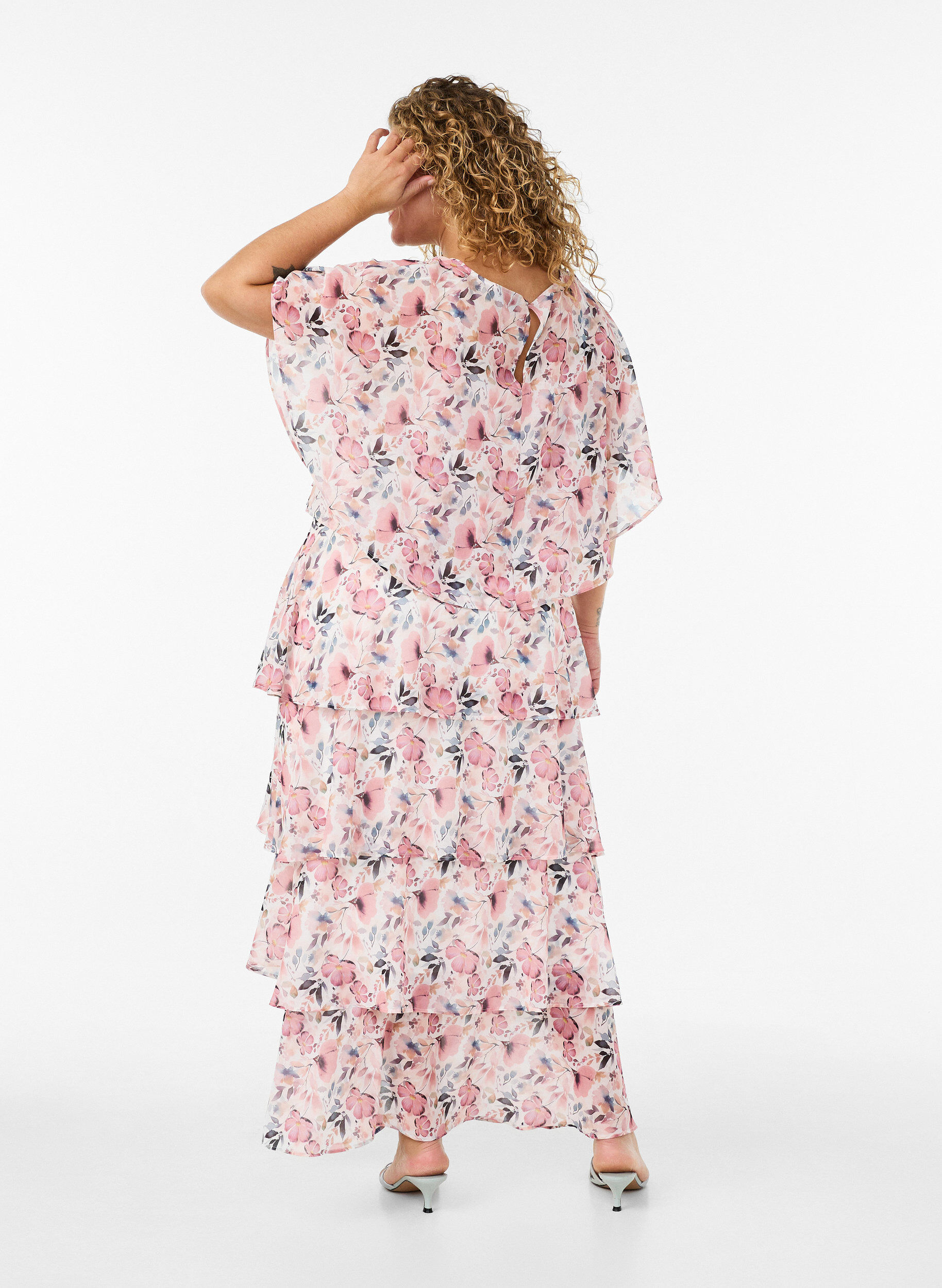 ZizziMaxikl&auml;nning med volanger och avtagbar cape, Vit, Model image number 2