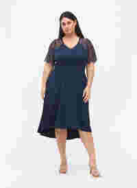 Midiklänning med korta spetsärmar, Navy Blazer, Model