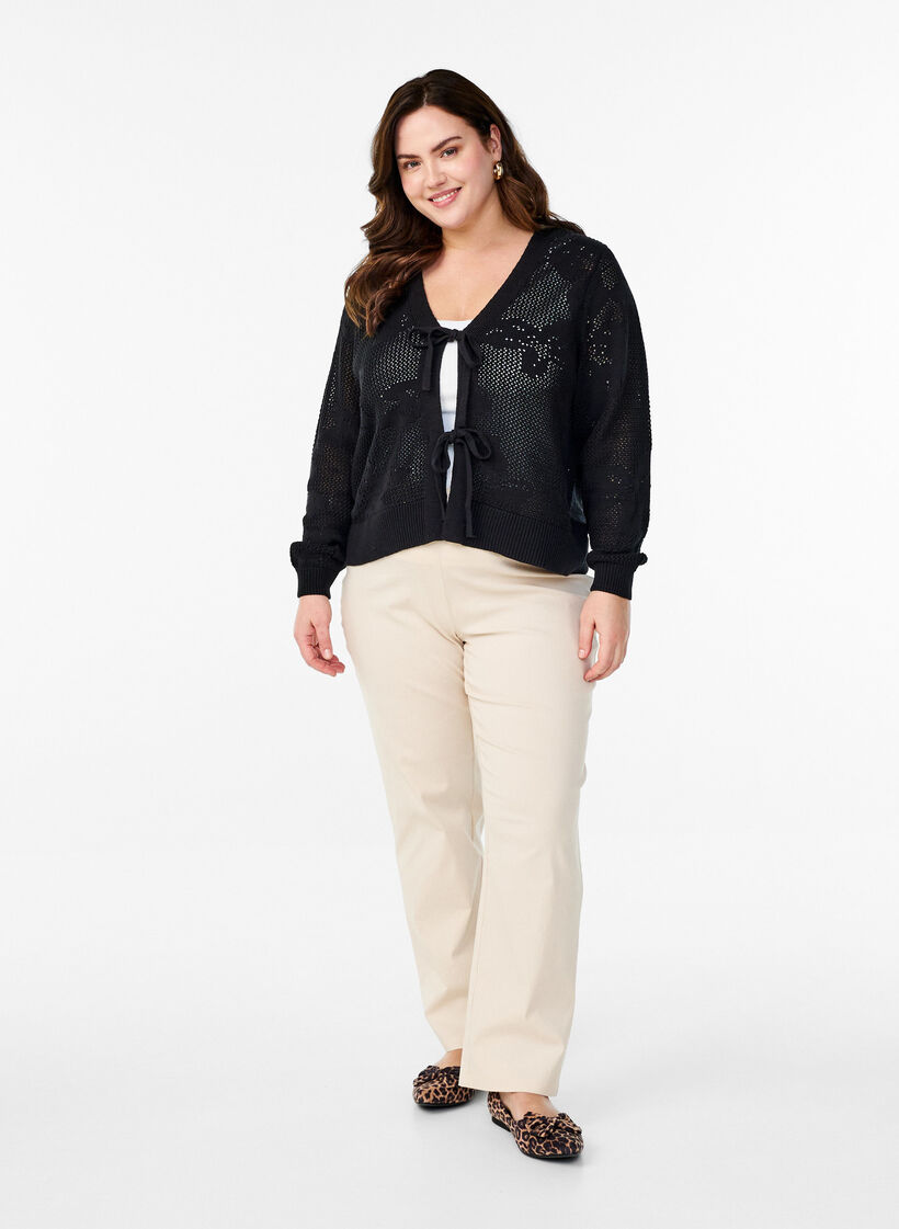 Stickad kofta med hålmönster och knytband, Black, Model image number 2