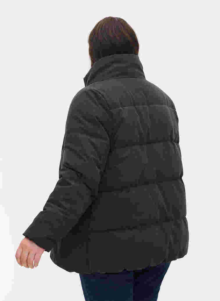 Kort vinterjacka med dragkedja och hög krage, Black, Model image number 1