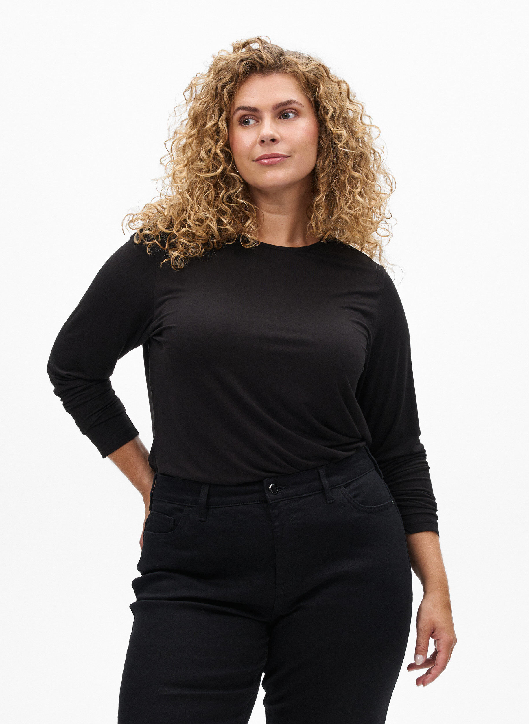 ZizziEnf&auml;rgad blus med l&aring;nga &auml;rmar, Svart, Model image number 0