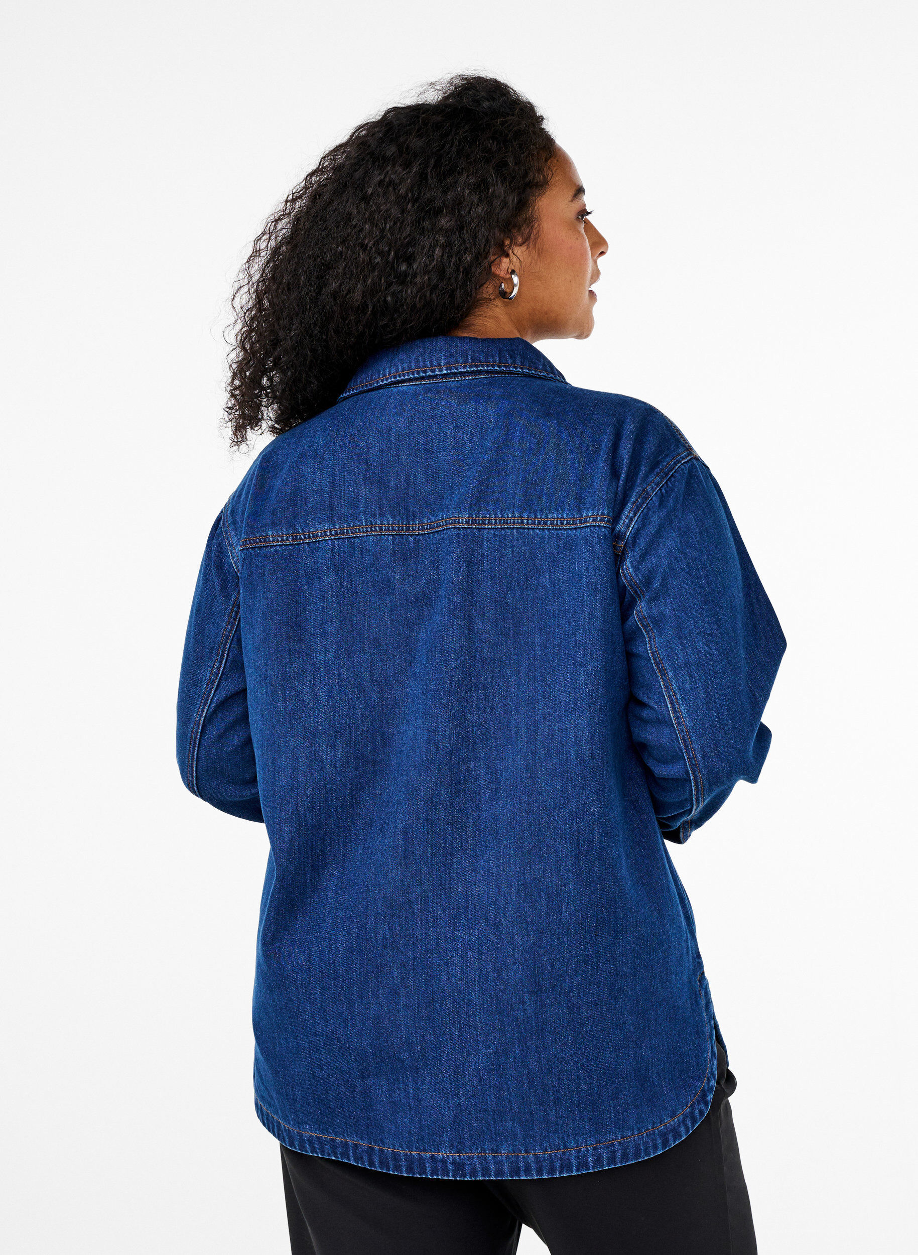 Zizzi Denimblus med krage, Unwashed, Model image number 1