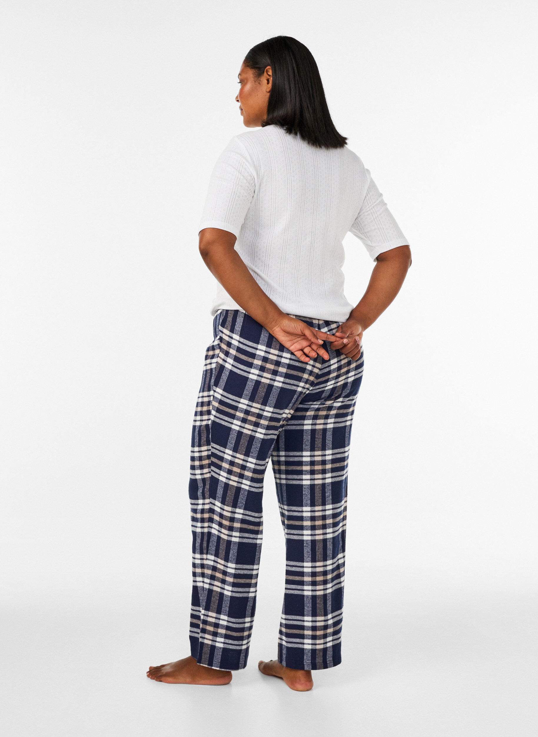 ZizziRutiga pyjamasbyxor i bomull, Bl&aring;, Model image number 2