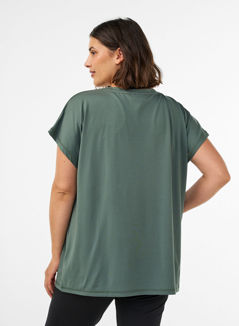 Enf&auml;rgad tr&auml;nings-T-shirt, Gr&ouml;n, Model image number 2