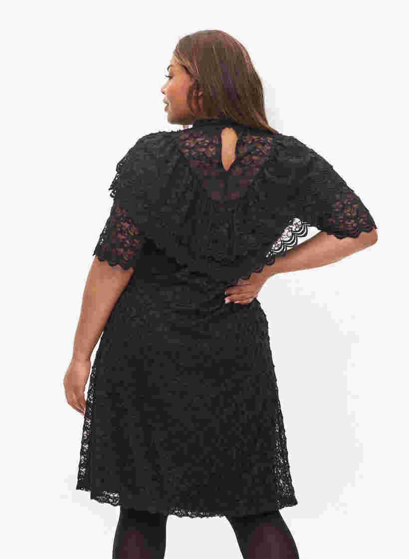 Spetsklänning med 2/4-ärmar, Black, Model image number 1