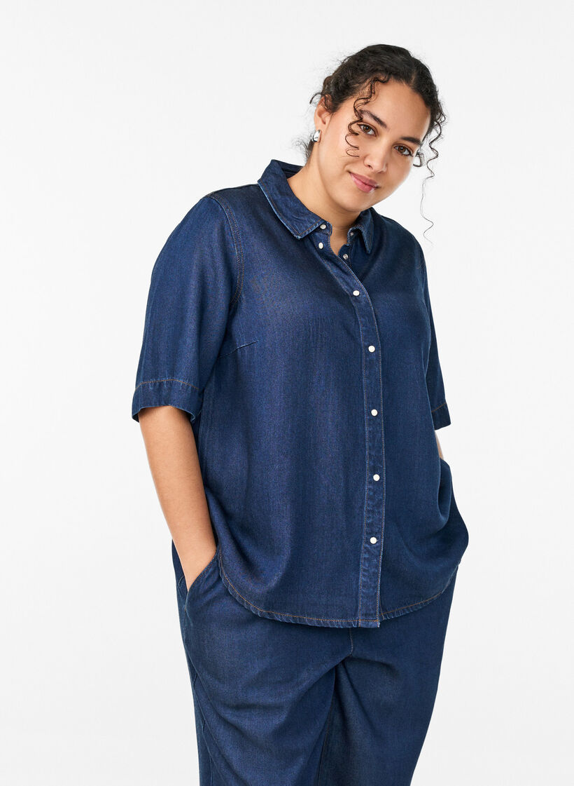Kort&auml;rmad skjorta i lyocell med denimlook, Bl&aring;, Model image number 0