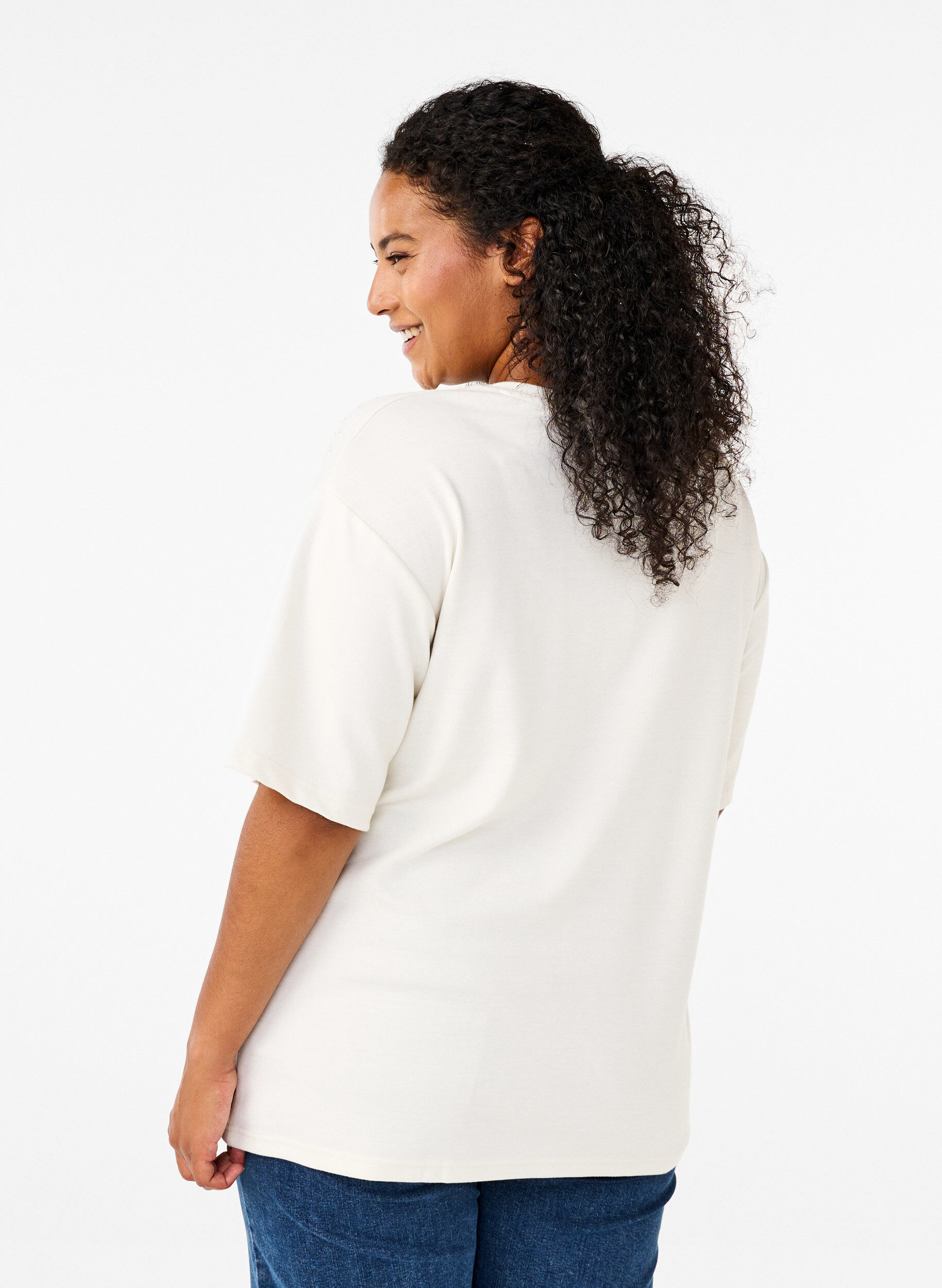 Zizzi T-shirt med strassstenar och rund hals, Vit, Model image number 2