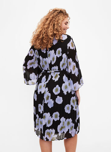 Mönstrad plisserad klänning med knytband, Black w. Floral, Model image number 1