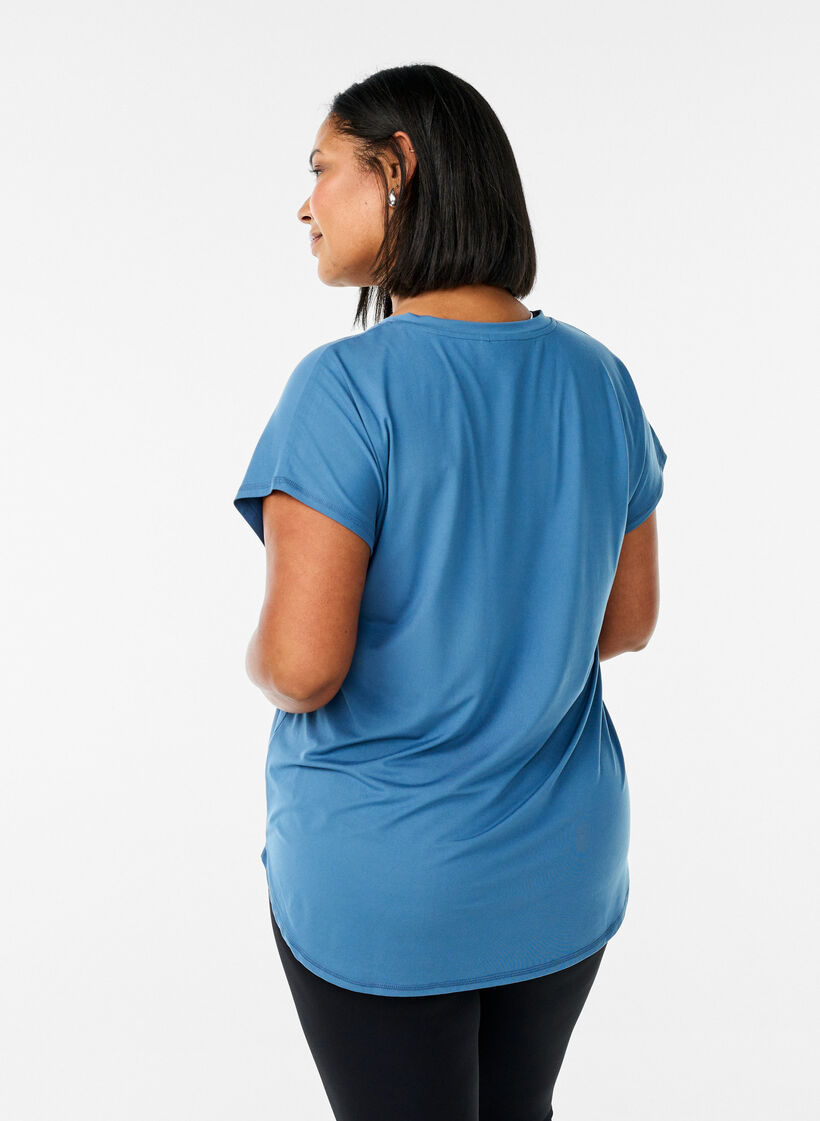 Kort&auml;rmad tr&auml;nings-t-shirt med v-ringning, Bl&aring;, Model image number 2