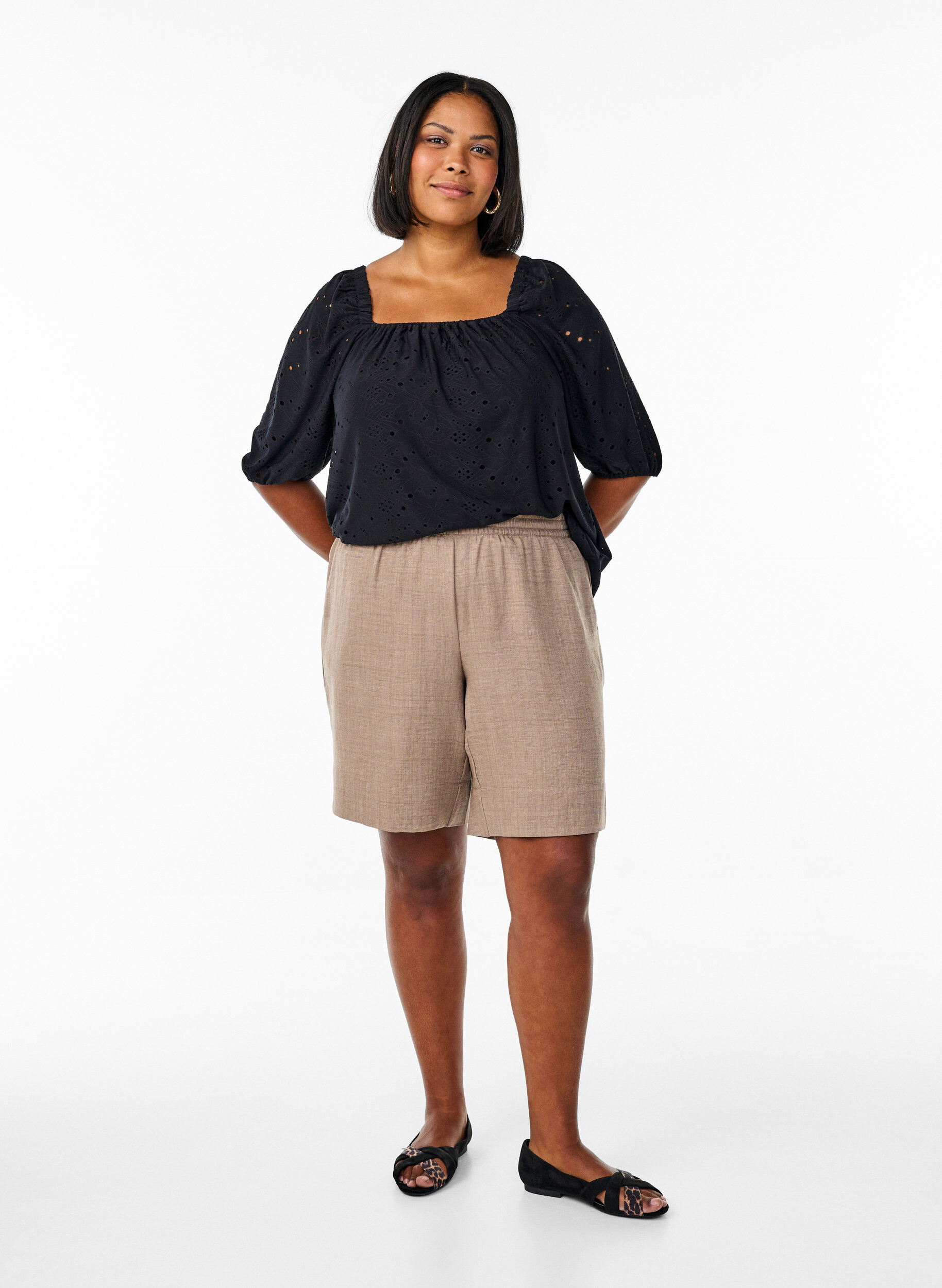 ZizziShorts med fickor och h&ouml;g midja, Brun, Model image number 1