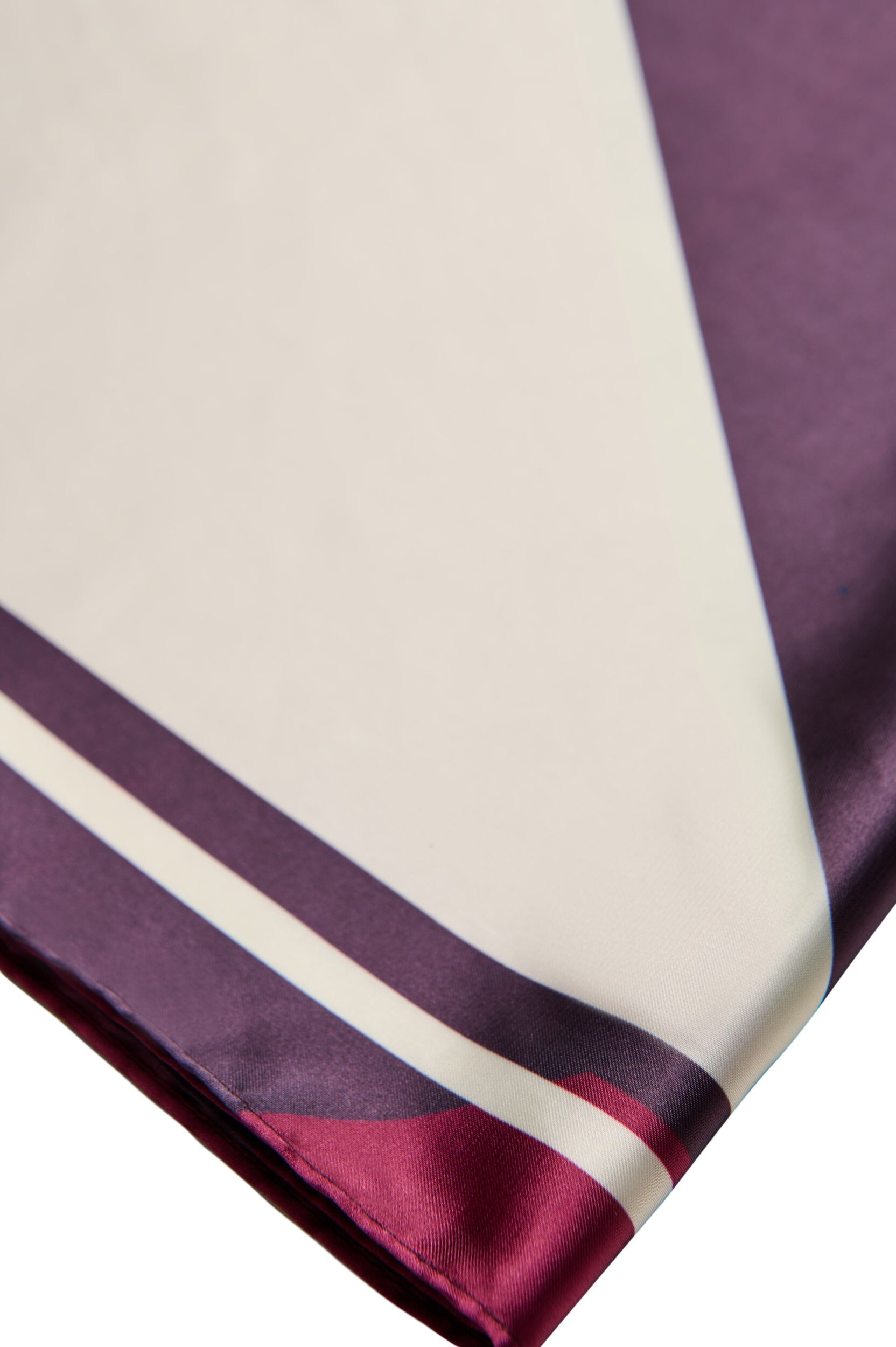 ZizziKvadratisk scarf i satinlook med m&ouml;nster, Lila, Packshot image number 1