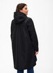 Regnjacka med fickor och huva, Svart, Model image number 2