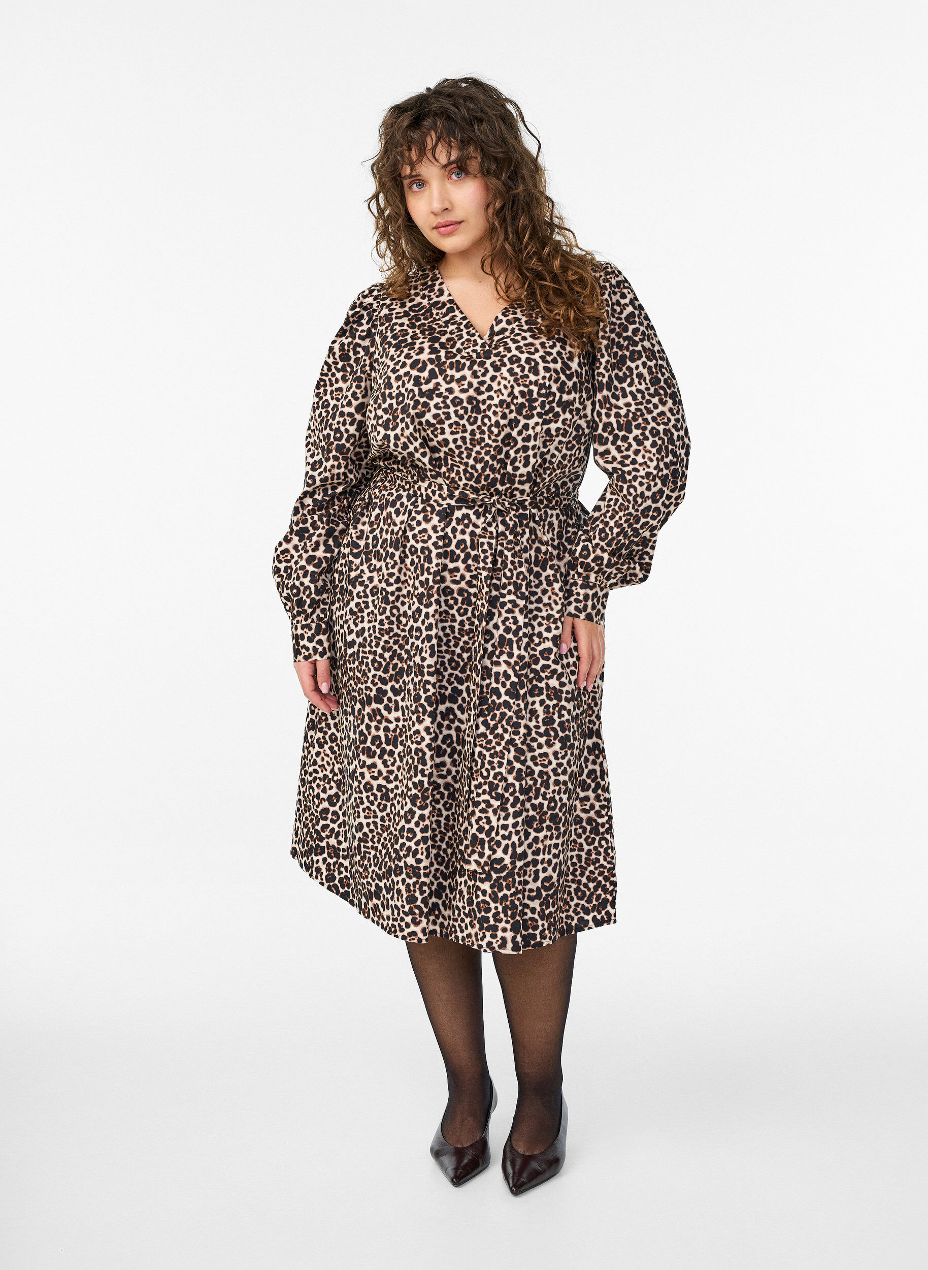 Kl&auml;nning i ekologisk bomull med knytsk&auml;rp, Brun, Model