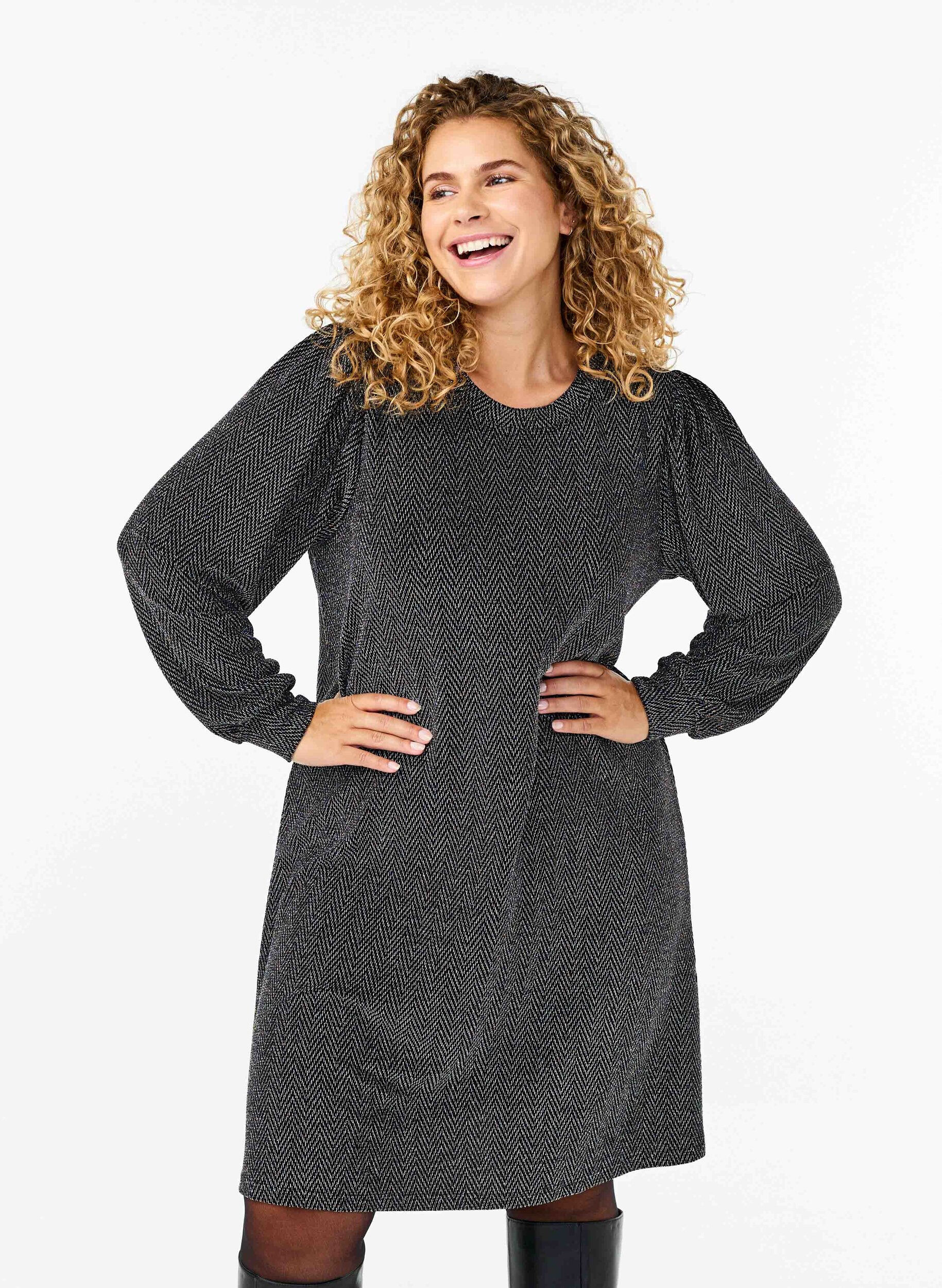 Zizzi Kl&auml;nning med sicksackm&ouml;nster och glitter, Silver ZigZagShimmer, Model image number 0