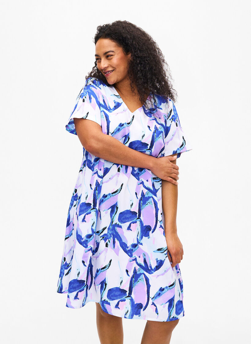 FLASH - V-ringad klänning med tryck, Snow White Flower, Model image number 0