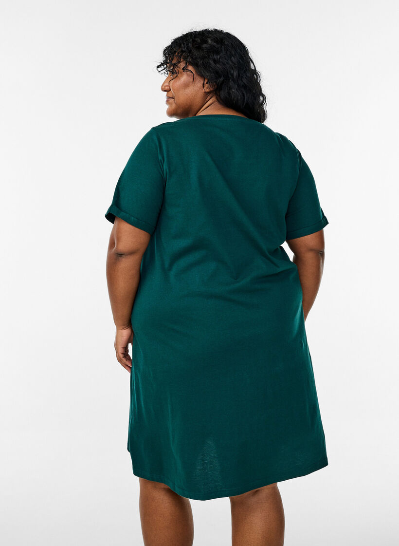 Kort&auml;rmat nattlinne i ekologisk bomull, Gr&ouml;n, Model image number 2