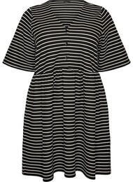 Kl&auml;nning med ribbad textur och empirsk&auml;rning, Vit