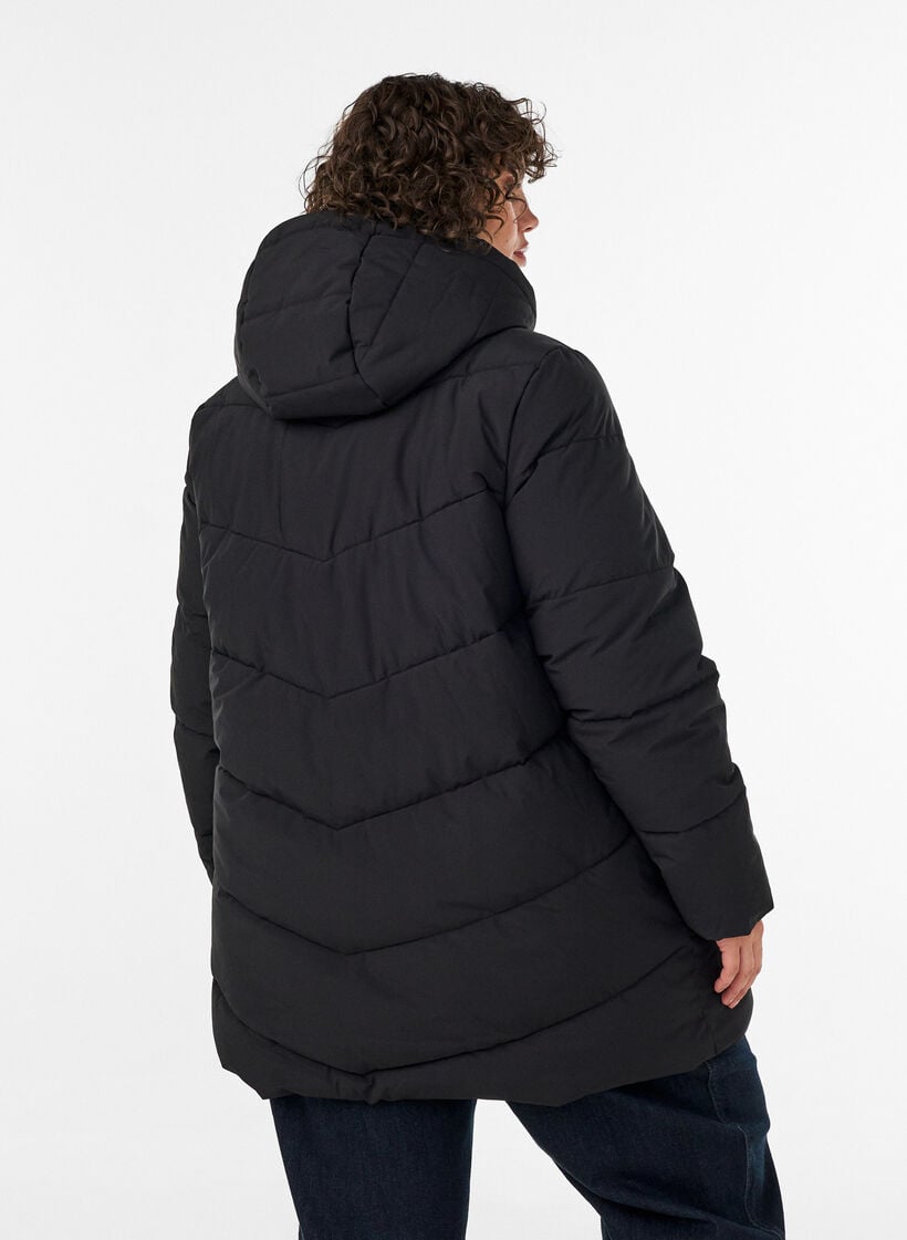 Halvl&aring;ng pufferjacka med huva, Svart, Model image number 2