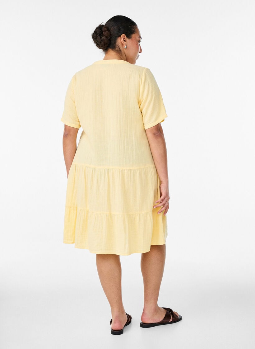 Kort a-linjeformad kl&auml;nning i bomullsmuslin, Gul, Model image number 2