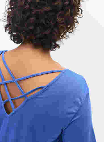 Kortärmad viskosklänning med detalj på ryggen, Dazzling Blue, Model image number 2