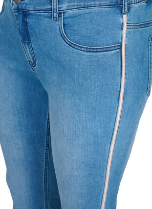 Croppade Sanna jeans med dekorativ rand på sidan, Light blue denim, Packshot image number 2