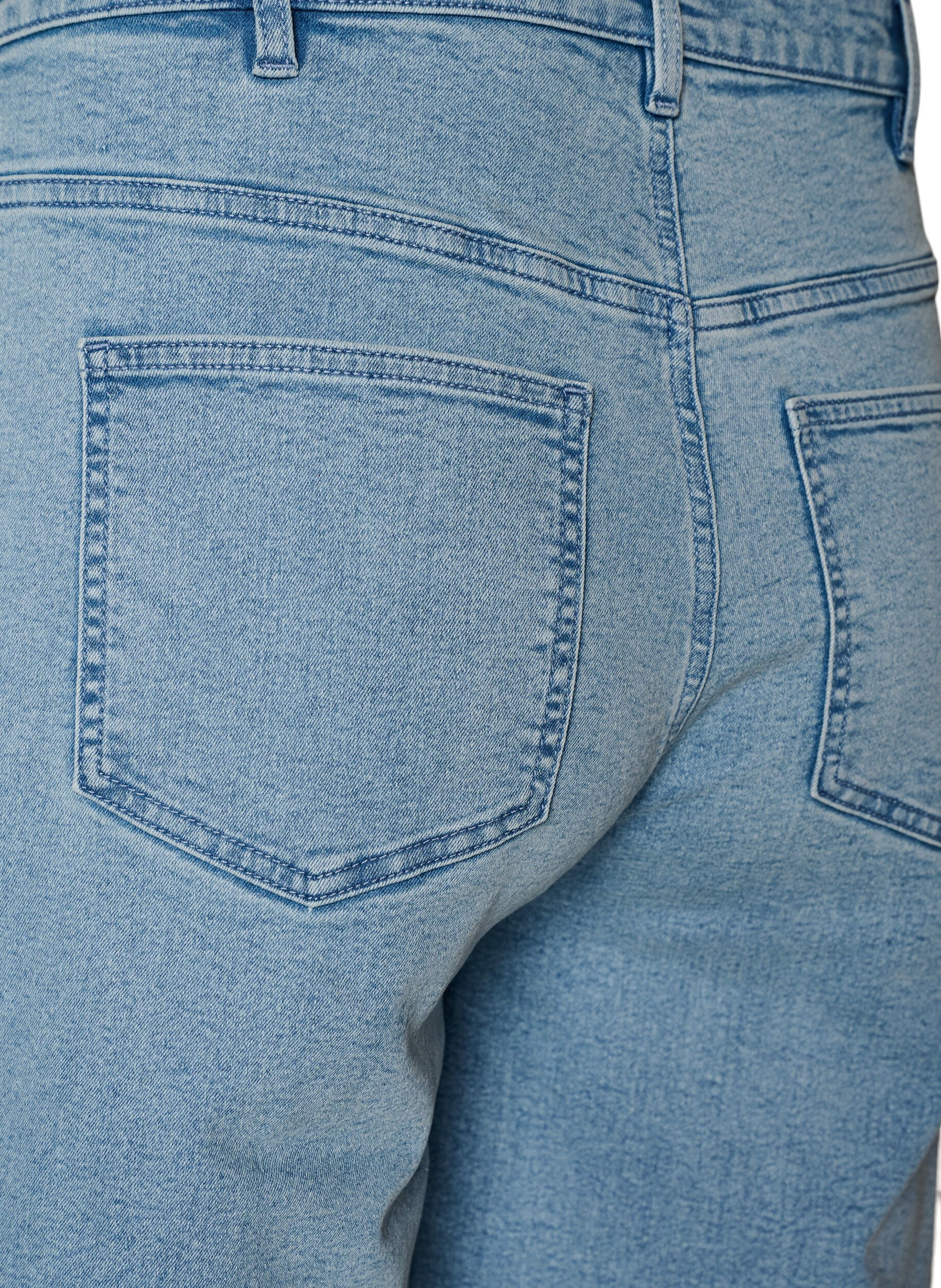 Zizzi L&ouml;sa jeansshorts med h&ouml;g midja, Bl&aring;, Packshot image number 3
