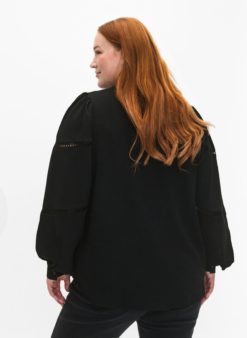 Blus med virkade detaljer, Black, Model image number 1