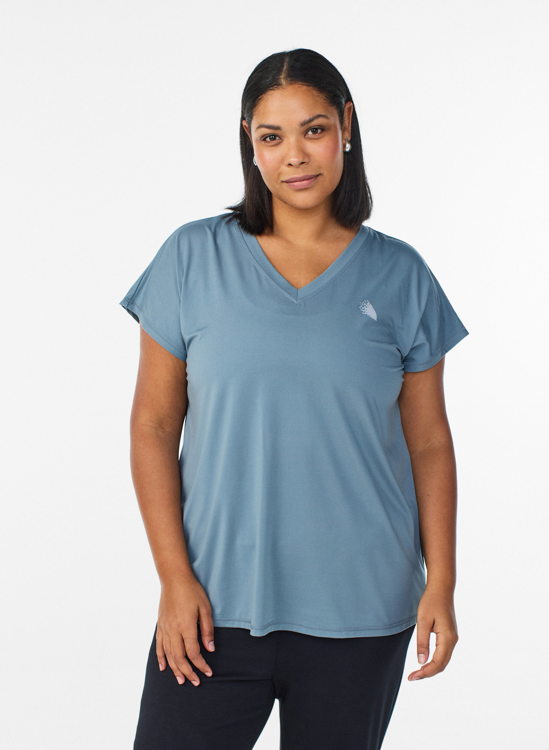 Zizzi Tr&auml;nings t-shirt med v-ringning och l&ouml;s passform, Bl&aring;, Model image number 0