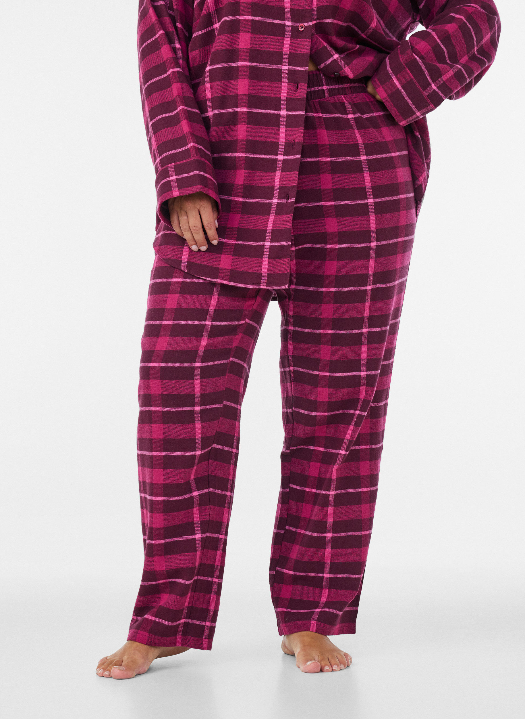 ZizziRutiga pyjamasbyxor i bomull, R&ouml;d, Model image number 2