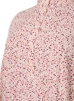 Prickig viskosklänning med knappar, Rose Dot AOP, Packshot image number 2