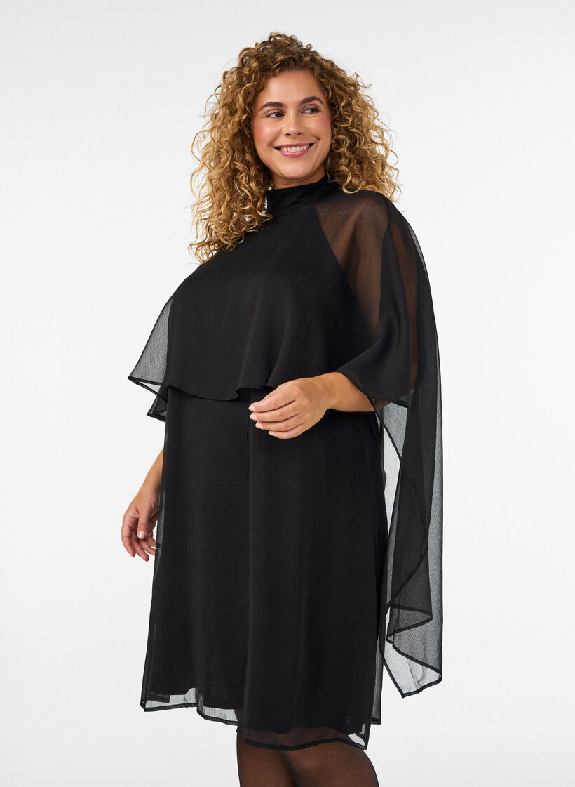 Kn&auml;l&aring;ng kl&auml;nning i chiffong med skir cape, Svart, Model image number 0