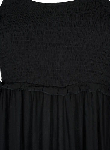 Midiklänning i viskos med smock, Black, Packshot image number 2