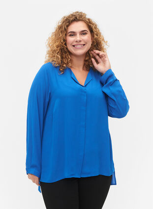 Enfärgad skjorta med V-ringning, Princess Blue, Model image number 0