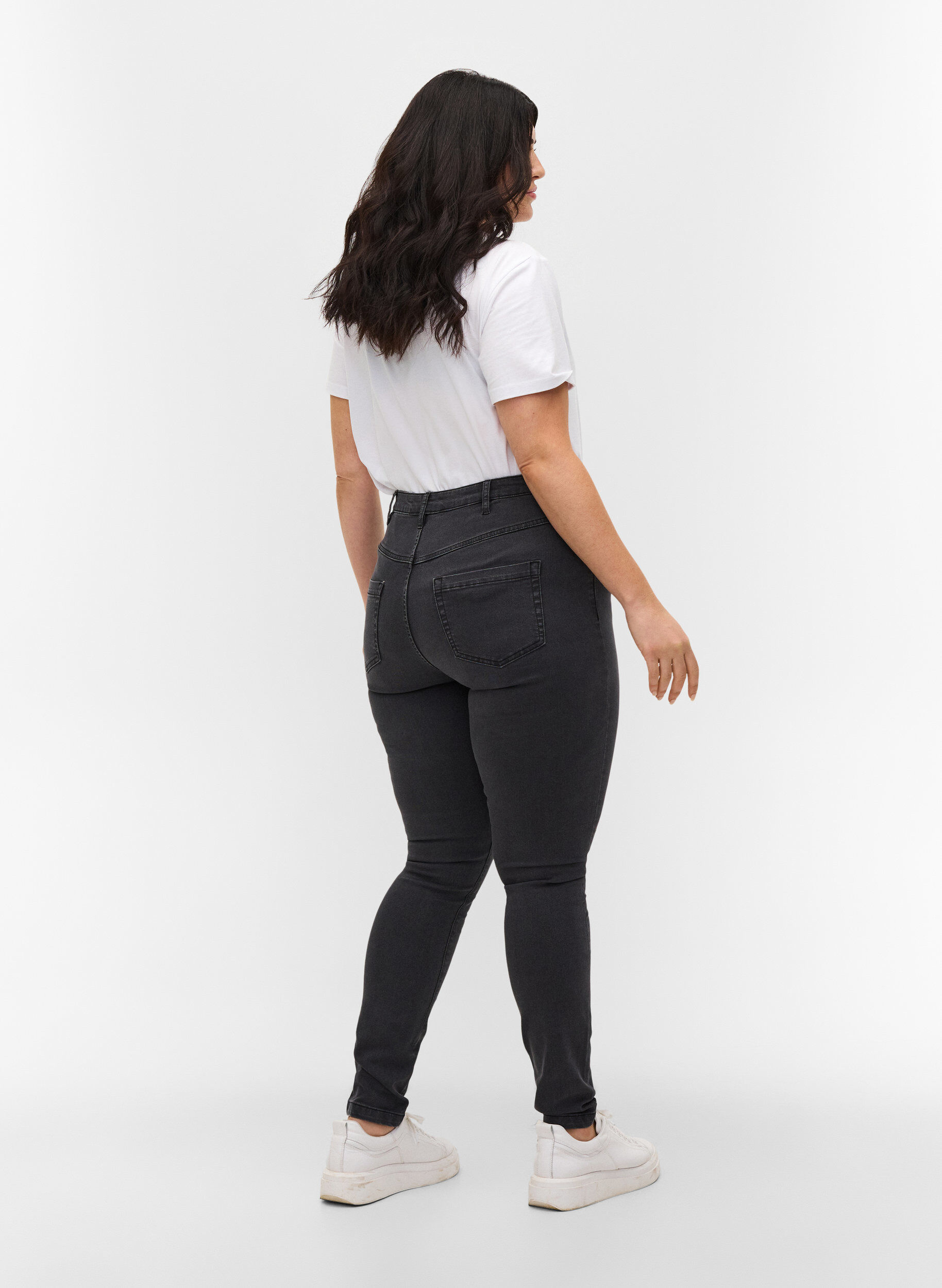 Zizzi Super slim Amy jeans med h&ouml;g midja, Gr&aring;, Model image number 1