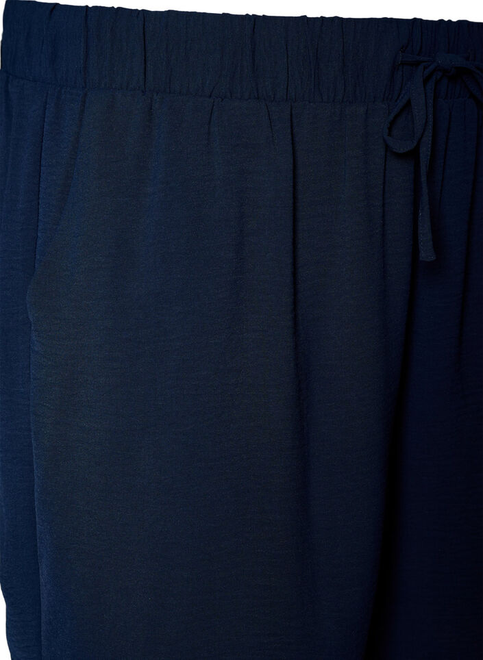Shorts med fickor och res&aring;r i midjan, Bl&aring;, Packshot image number 2