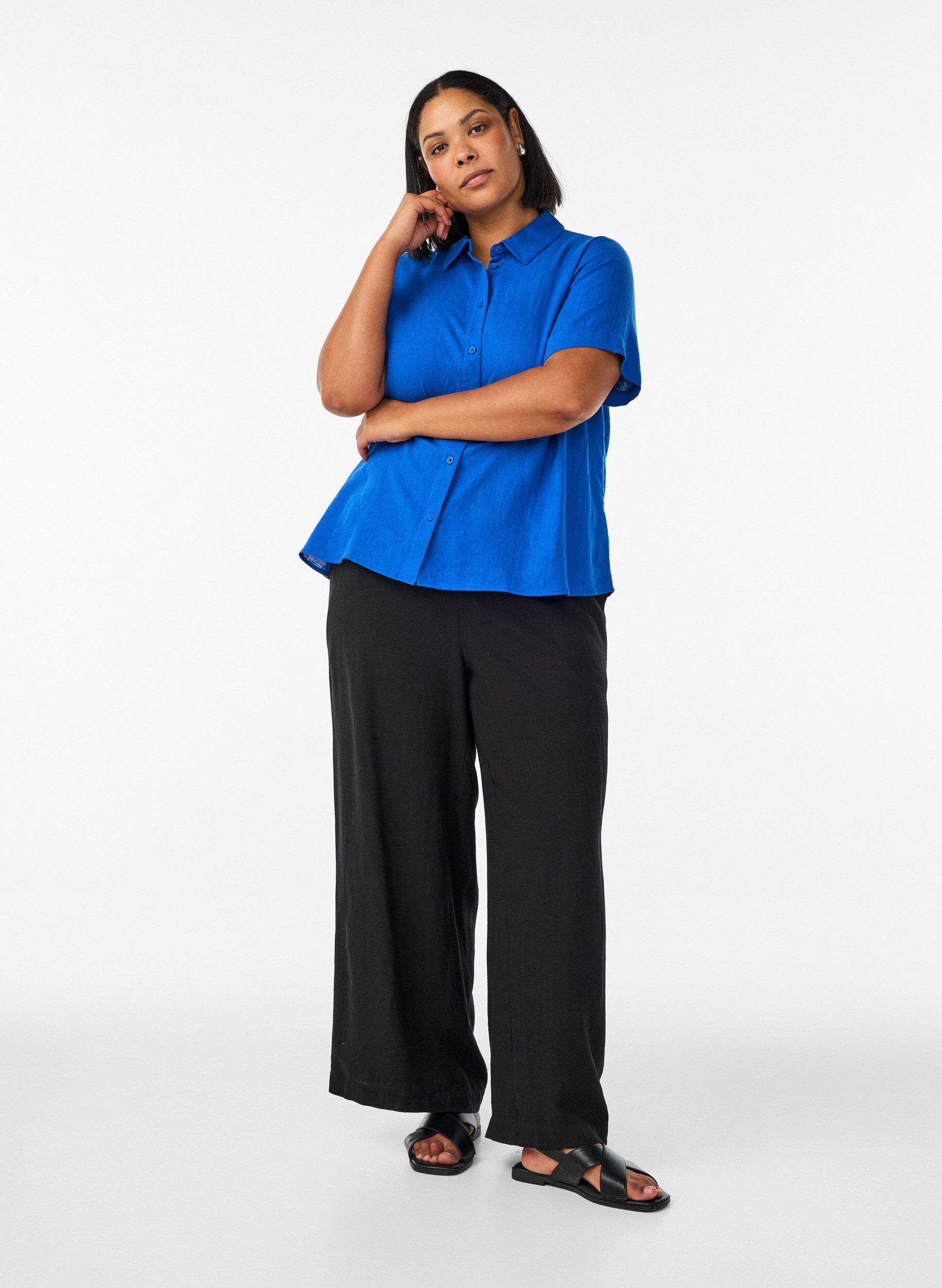 Byxor med vida ben i linne och viskos, Svart, Model