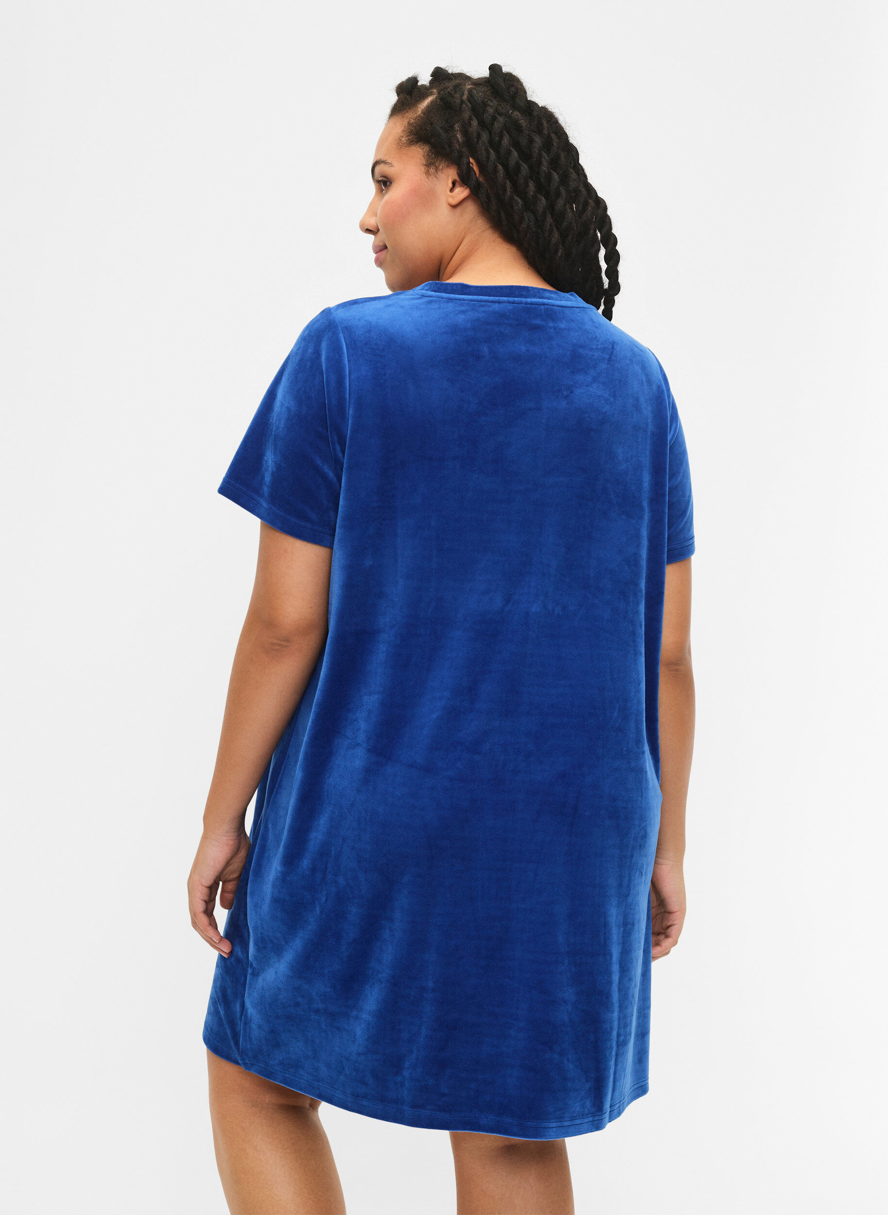 Zizzi Kort&auml;rmad kl&auml;nning i velour med rund halsringning	, Monaco Blue, Model image number 1