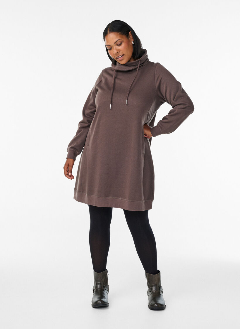 Kort sweatshirtkl&auml;nning med h&ouml;g krage och fickor, Brun, Model image number 1