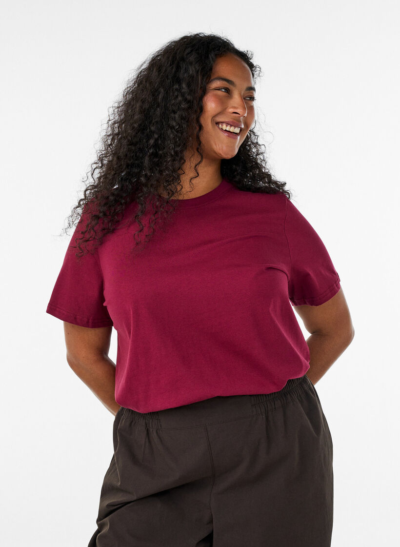 Enkel t-shirt i bomull med rund halsringning, R&ouml;d, Model image number 0