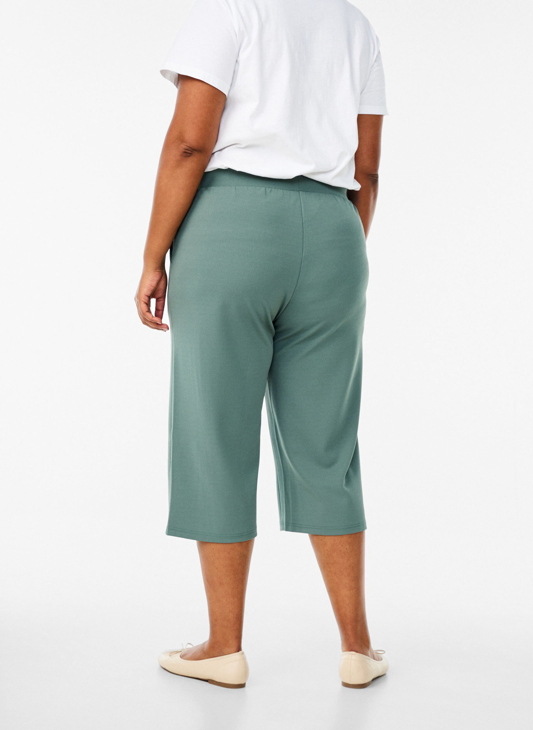 Zizzi FLASH - H&ouml;gmidjade knickers med l&ouml;s passform, Gr&ouml;n, Model image number 1