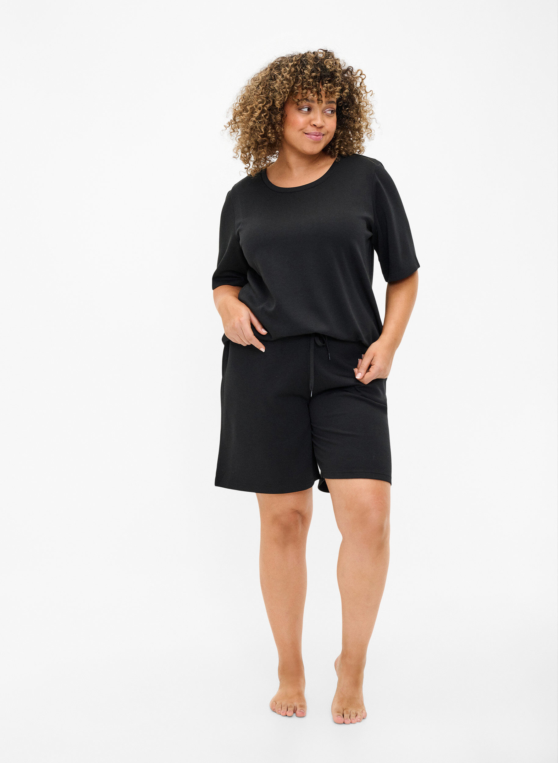 ZizziT-shirt i modalblandning, Svart, Model image number 1