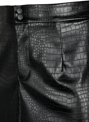 Kjol i läderimitation med djurmönster, Black, Packshot image number 2