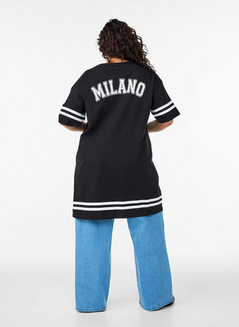 Kort t-shirtkl&auml;nning med sportiga detaljer, Svart, Model image number 2