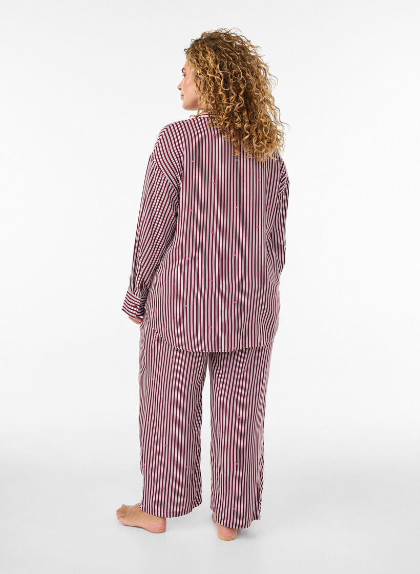 L&ouml;sa nattbyxor med r&auml;nder och hj&auml;rtan, M&ouml;rk Bordeaux, Model image number 1