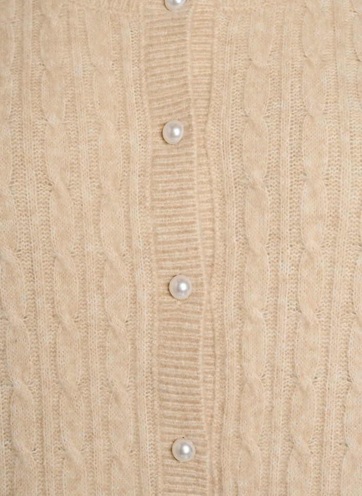 Fl&auml;tstickad kofta med p&auml;rlknappar, Beige, Packshot image number 2