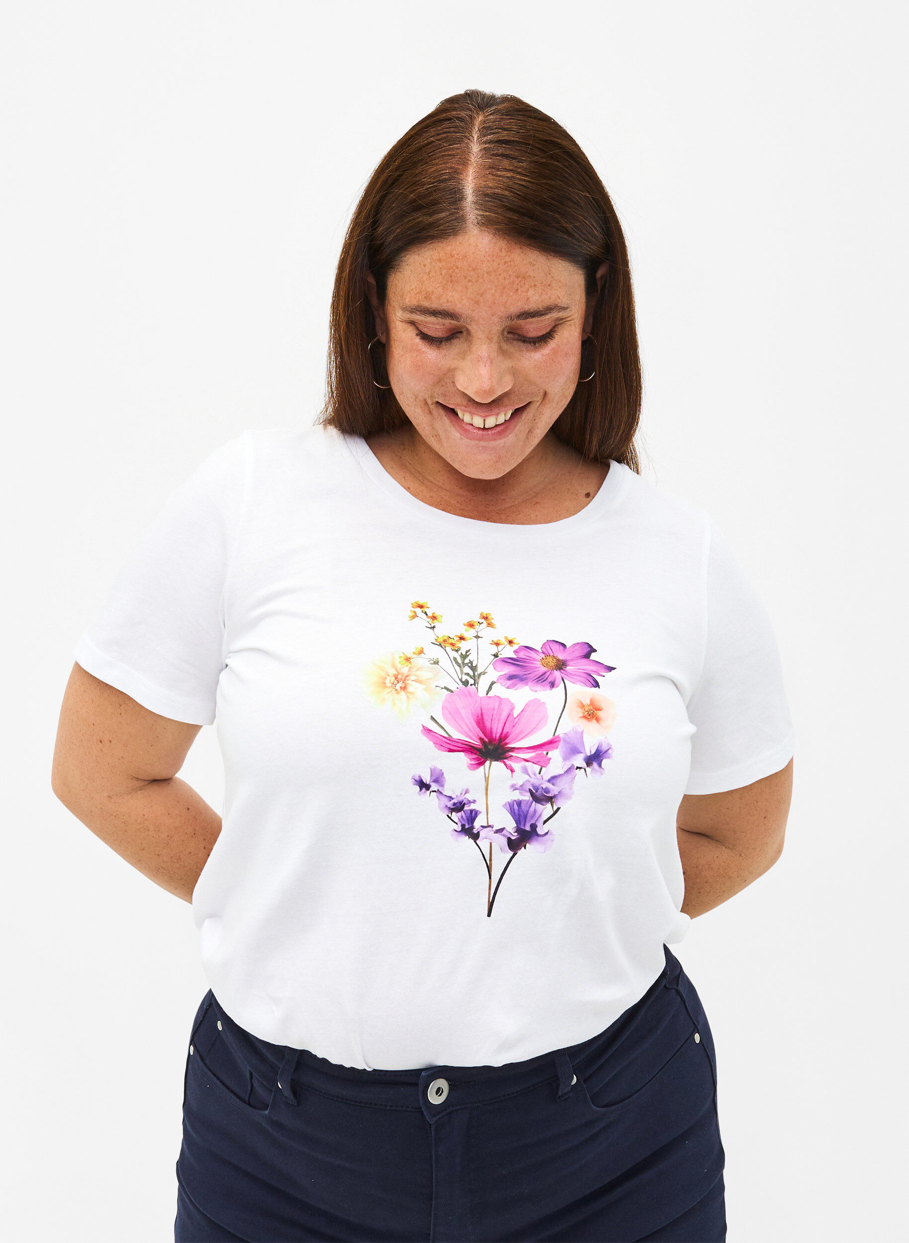 Zizzi T-shirtar med blomstermotiv, Bright W. w. Flower, Model image number 0
