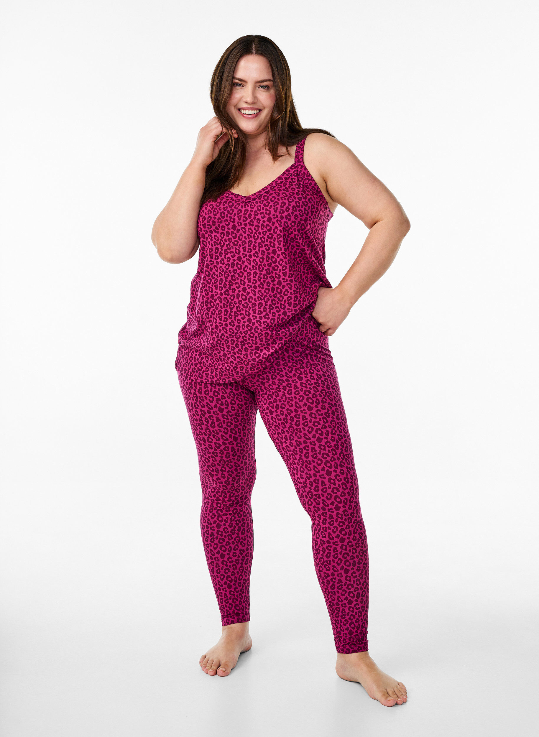 Zizzi Ankelkorta leggings i viskos, Rosa, Model image number 0