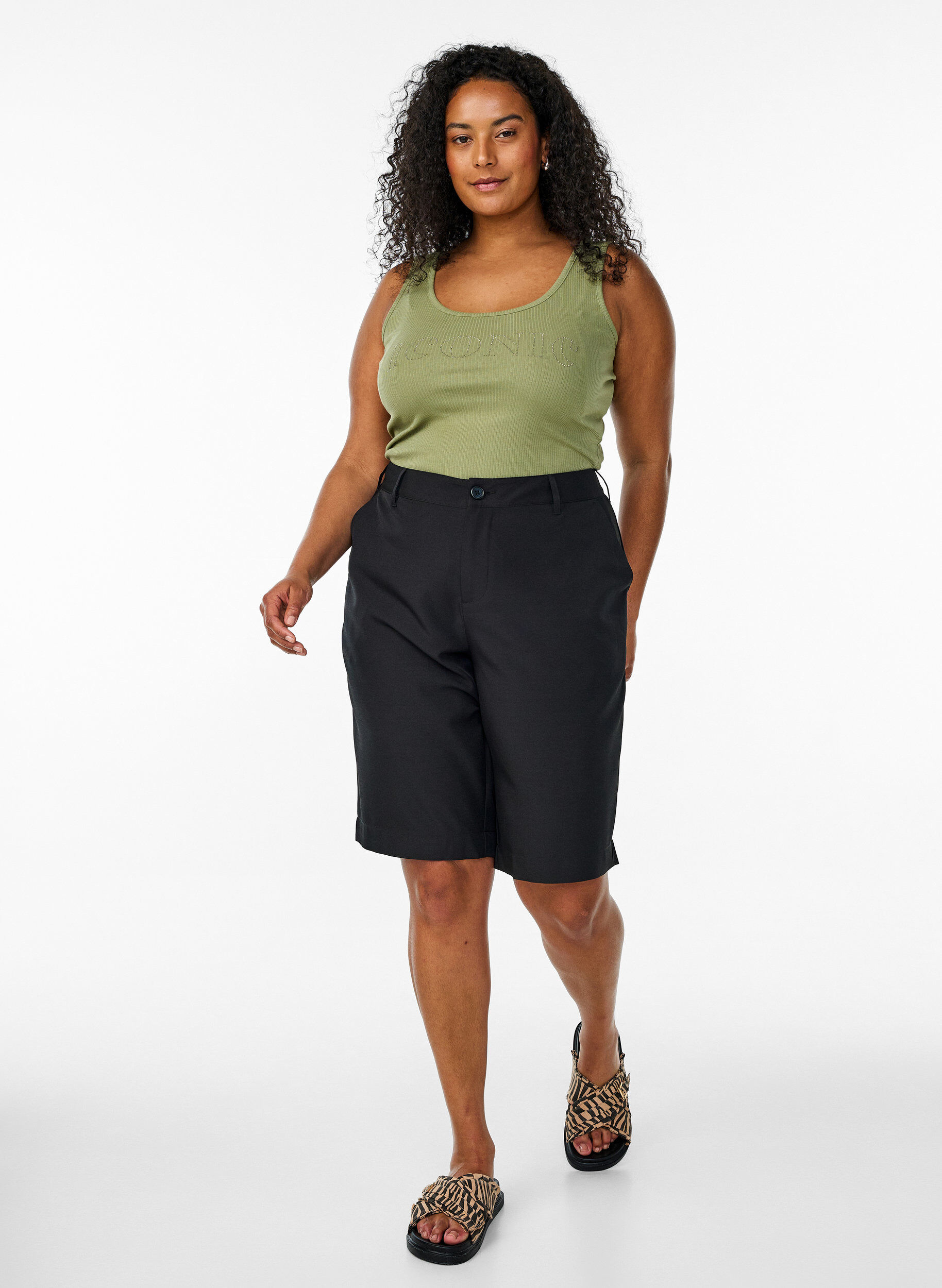 Zizzi Slimfit linne med strass, Gr&ouml;n, Model image number 1