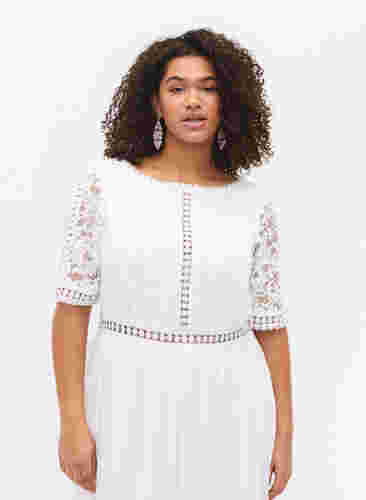 Maxiklänning med ringad rygg  och korta ärmar, Bright White, Model image number 2